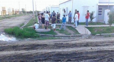 Vecinos del Pirayu� exigir�n seguridad y mejoras de calles