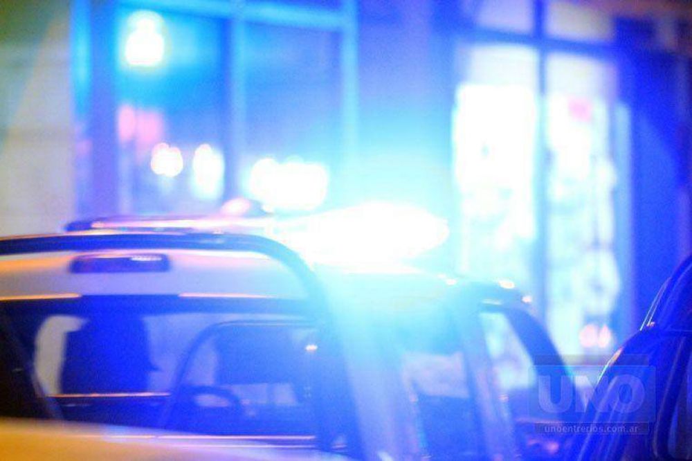 Un adolescente de 16 a�os recibi� ocho balazos por la espalda y est� grave