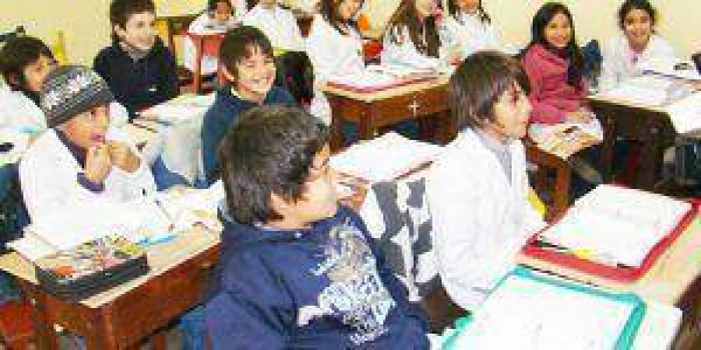 Zorrilla calific� de �positiva� la baja de la matr�cula en la Primaria