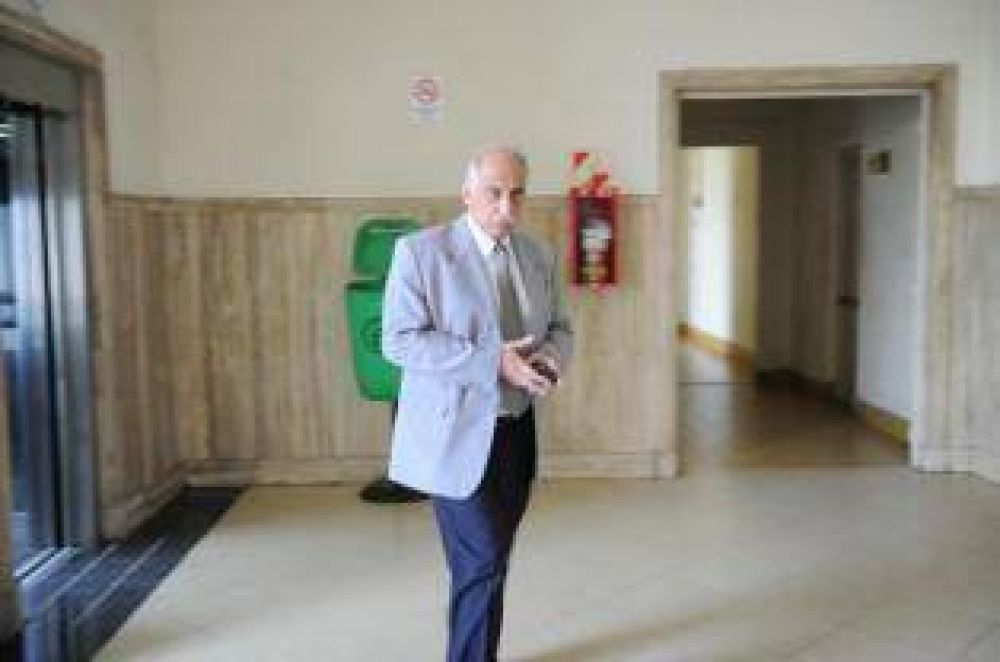 La Corte penaliza a ex secretarios de Albaca