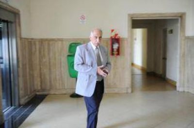 La Corte penaliza a ex secretarios de Albaca