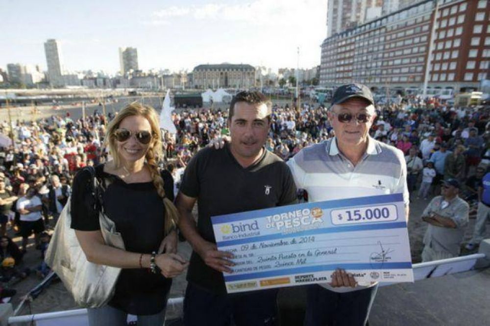 Unas 1200 caas le pusieron color al 3 Torneo de Pesca Ciudad de Mar del Plata