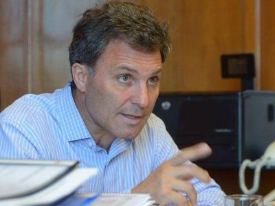 El ministro de Salud de Mendoza admiti� la cr�tica situaci�n de los hospitales de la provincia