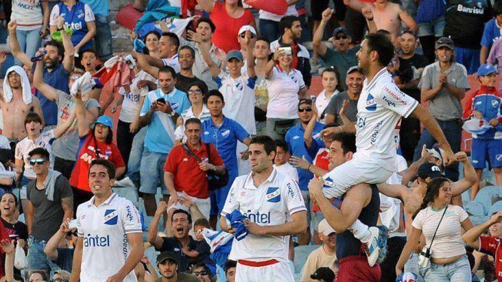Nacional gan� un cl�sico �pico por la magia de �lvaro Recoba
