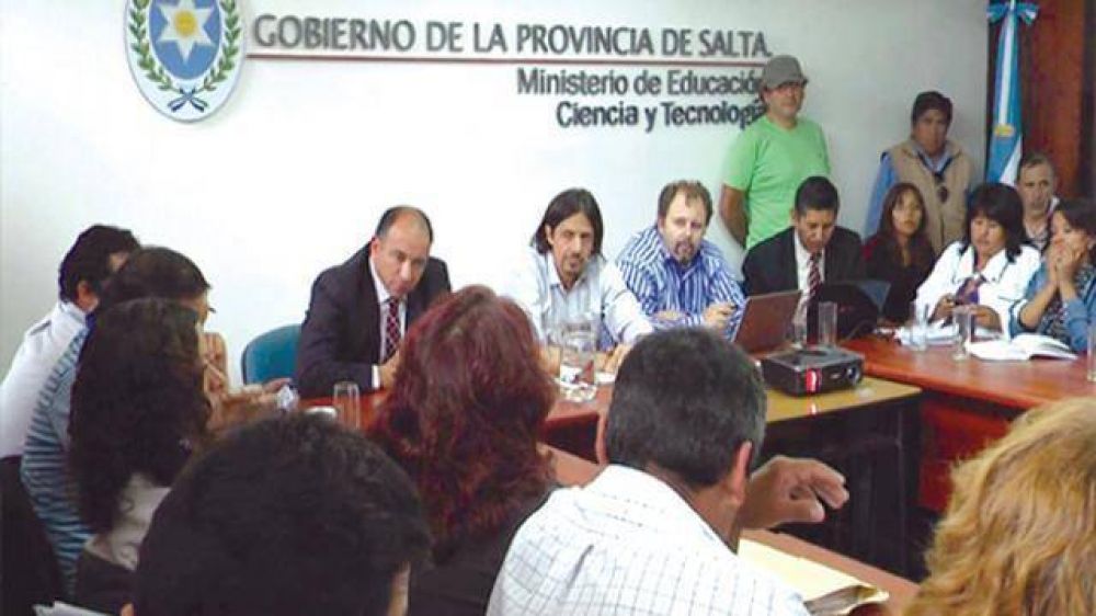 Hoy se espera que el Gobierno haga una propuesta �superadora� a los docentes