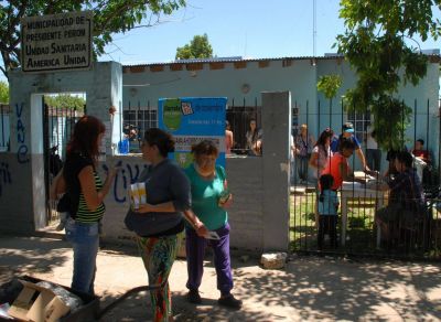 Promueven ahorro de energ�a y cientos de vecinos compran gas envasado a precio popular