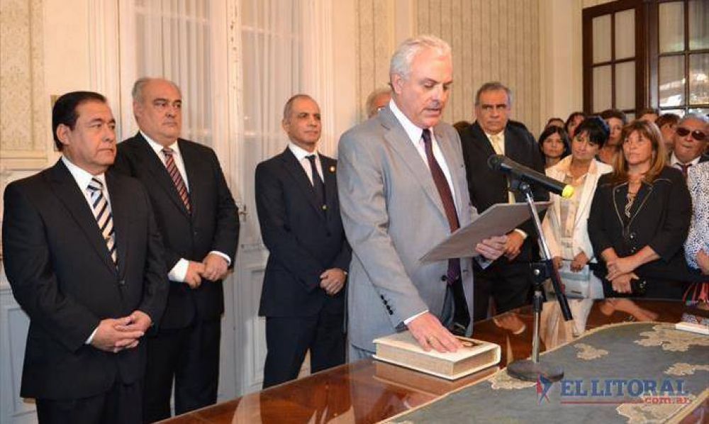 Panseri jur� como ministro del STJ y Colombi ya eligi� a quien cubrir� la �ltima vacante