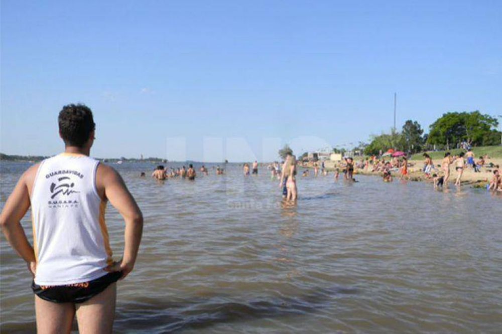 Los guardavidas santafesinos controlan las playas antes que comience la temporada de verano