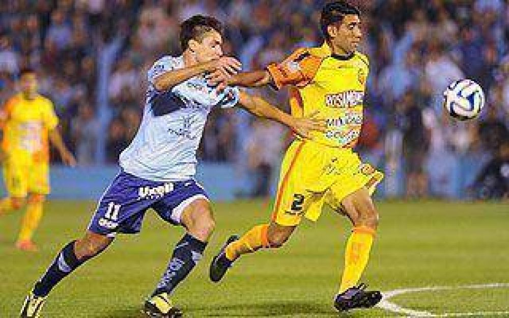 El Gasolero venci� a Crucero y qued� a un paso del ascenso
