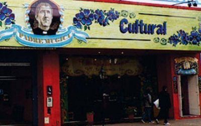 Desconocidos atacaron la sede del Centro Cultural Padre Mujica