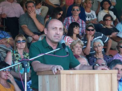 �No es con impuestos que crecen los pueblos�