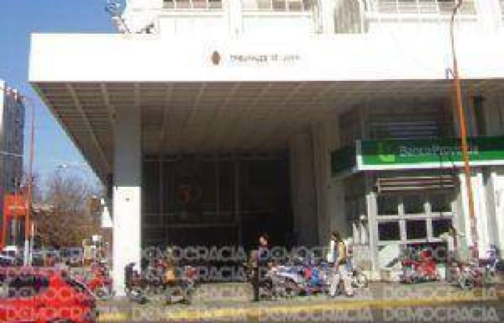 M�s de 800 inscriptos para trabajar en los Tribunales