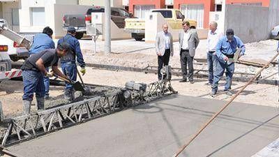 Se concretan nuevas obras de asfalto en el Juan Manuel de Rosas