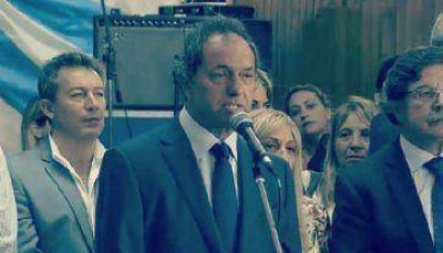 Scioli fue a respaldar a su candidato