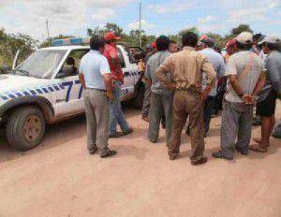 Tres comunidades originarias cortan la ruta 86 tras ser desalojados