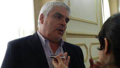 Resulta in�dito que se presente un Presupuesto con endeudamiento