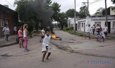Piquete en la avenida Armenia tras 6 d�as con faltantes de luz