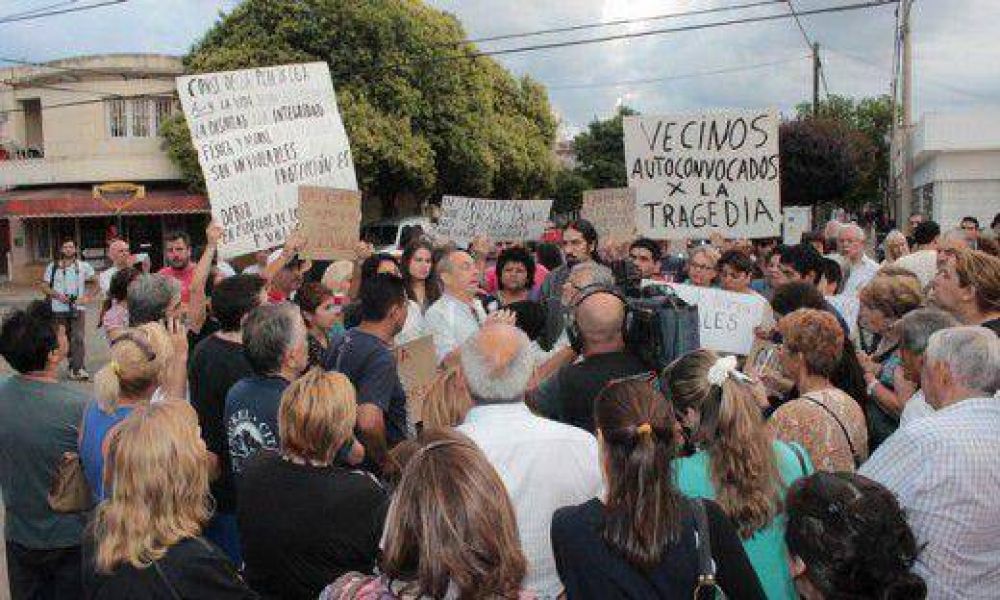 Vecinos autoconvocados elevar�n petitorio a la Provincia y al municipio