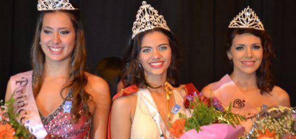 Abigail Mendoza se convirti� en la primera reina de Cataratas Maravilla del Mundo