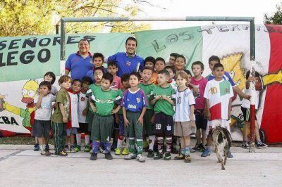 Juli�n �lvarez en el club Santa Ana de Monte Chingolo