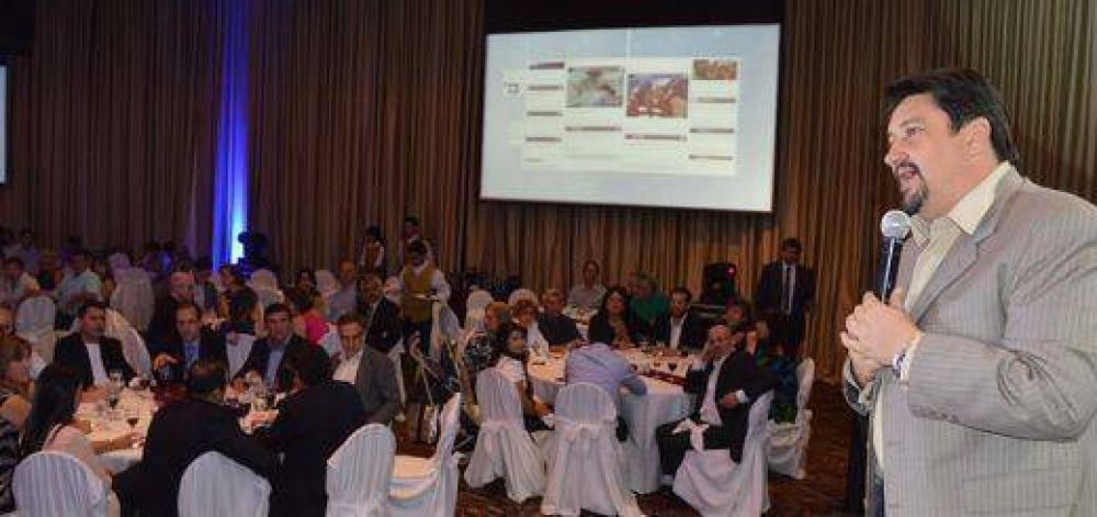 Closs: �El turismo es trascendental para Misiones y merece ser celebrado�