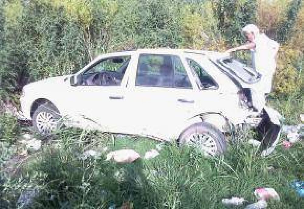 Doyle: Tren carguero arroll� un autom�vil