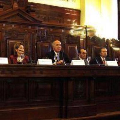 Intiman a La Rioja a sancionar su ley de coparticipaci�n municipal
