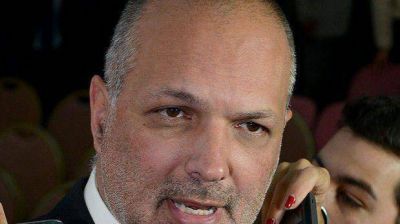 Buzzi asegur� que no se va a permitir que �extorsionadores tomen de reh�n a la ciudad�