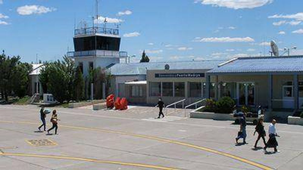 La Nacin invertir 192 millones en los aeropuertos de Madryn y Trelew