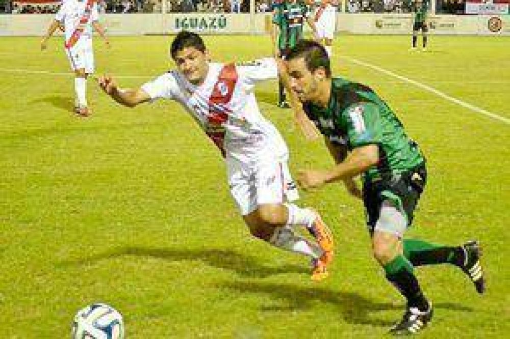  San Mart�n: Hipoteca su regreso
