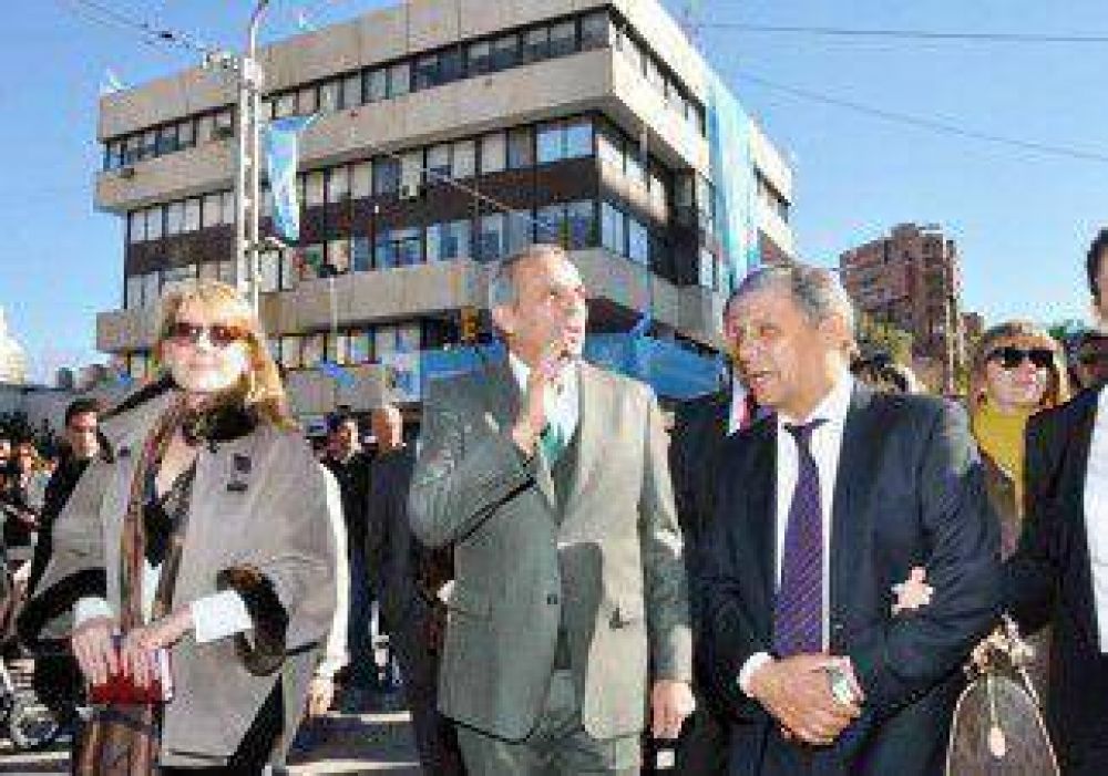 Duro cruce entre Sapag y Pechi 