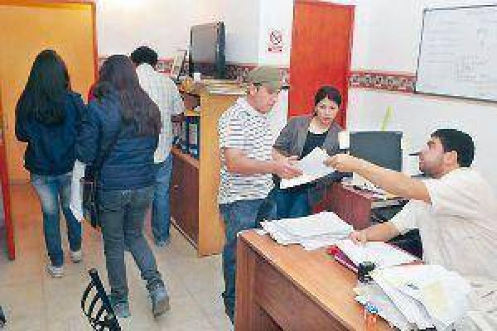 Encuentro de asociaciones de defensa al consumidor