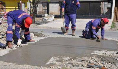 Trabajos en la Av. Per�n y en calle Prefectura Naval Argentina