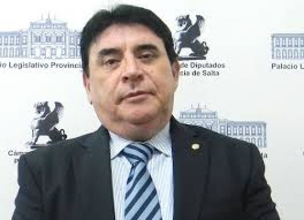 Exigen a Ramos terminar con el conflicto y cumplir con los servicios en el San Bernardo