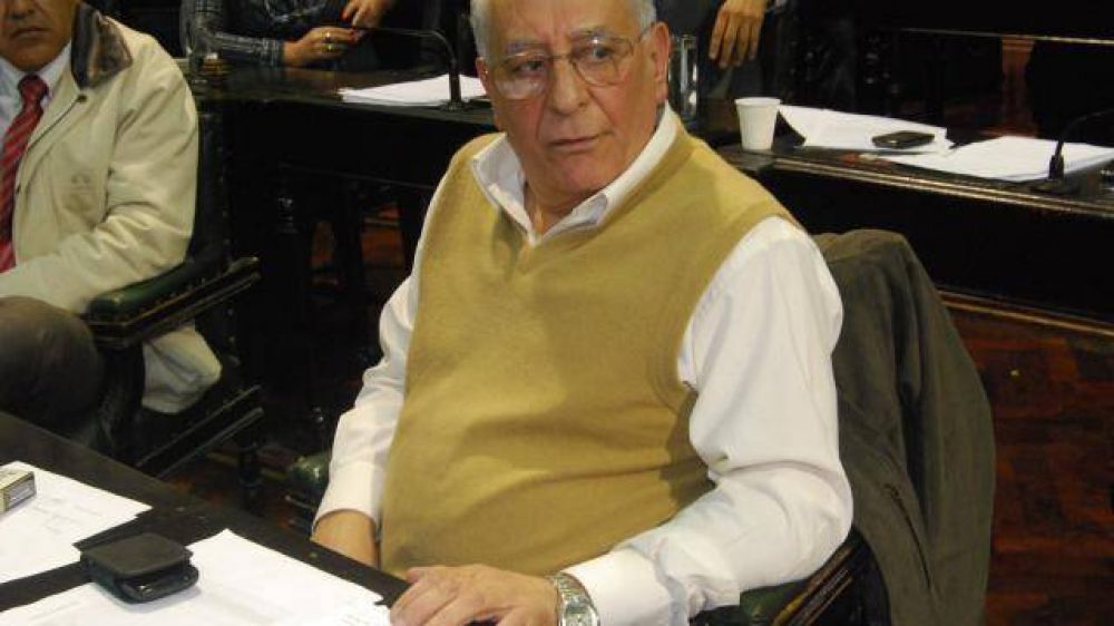 S�ndez fue a la Justicia y atac� a Romero