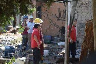 Quieren demoler las viviendas afectadas por la explosi�n de la planta qu�mica