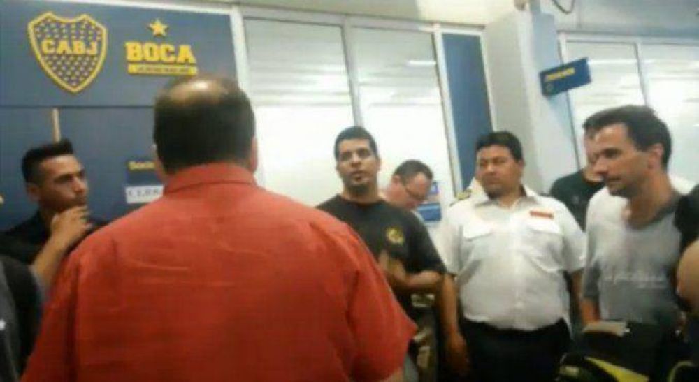 Esc�ndalo en Boca: hinchas denuncian que el club no los atiende