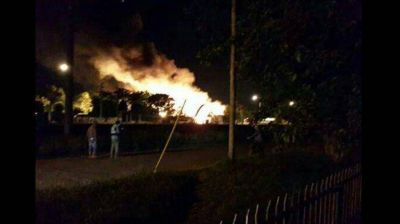 Explot� un dep�sito de garrafas en General Rodr�guez