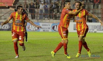 Mois�s podr�a volver al equipo el domingo ante Nueva Chicago