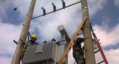 Mejoran abastecimiento energ�tico en 15 barrios