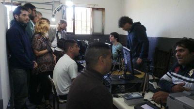 En la unidad penal 15, unas 140 personas tambi�n tramitaron su DNI