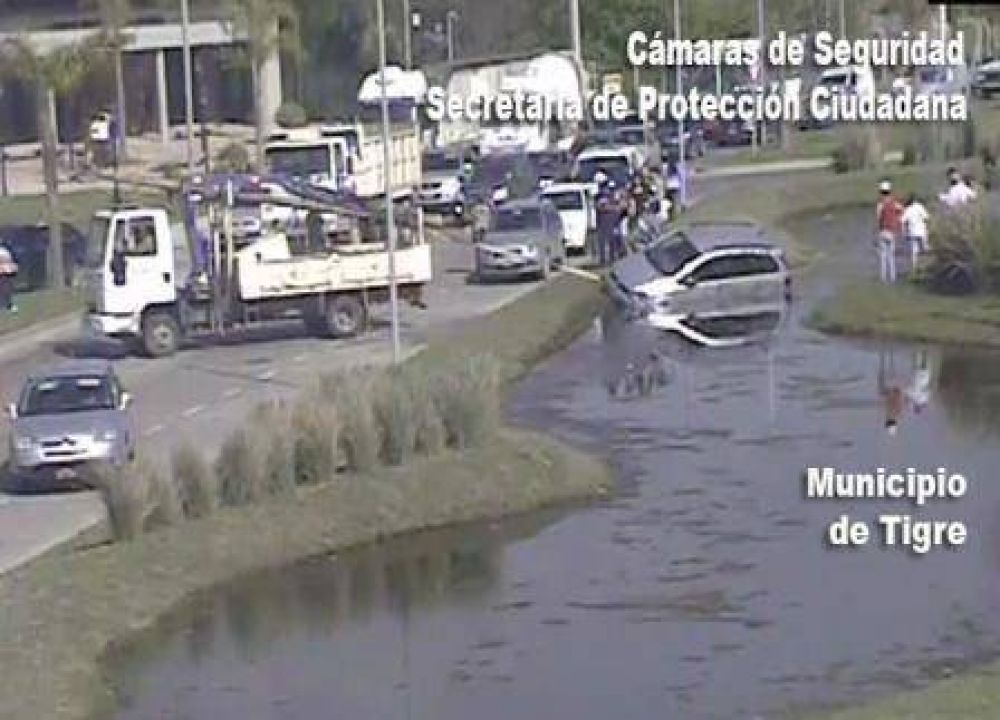 Las c�maras de Tigre alertaron sobre un impactante accidente vehicular 