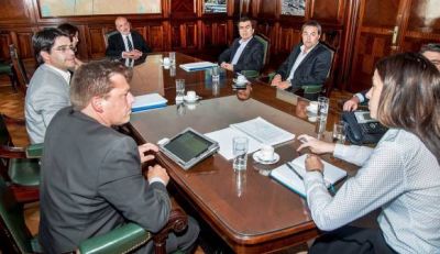 Buzzi gestion� refinanciamiento de las deudas de las cooperativas de servicios con Naci�n