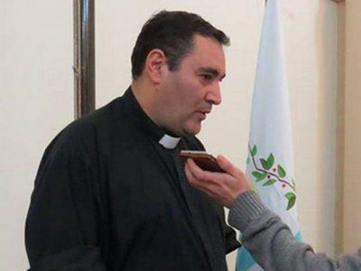 El Arzobispado de Mendoza suspendi� a un sacerdote porque presuntamente estaf� a los feligreses