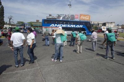 La provincia se paraliza hoy por el reclamo de los empleados p�blicos