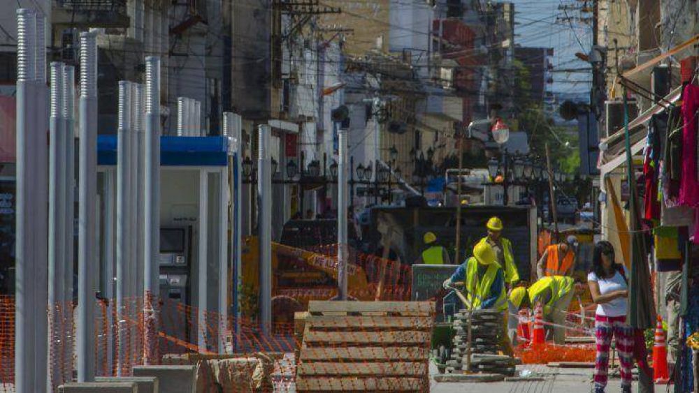 Paralizan las obras de las peatonales