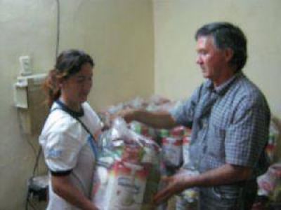 Comienza la entrega de m�dulos alimentarios en el interior