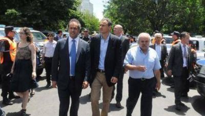 Scioli entreg� patrulleros al municipio de La Plata