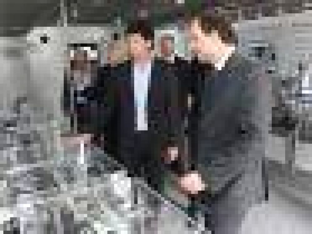 Posse visit� la planta de Festo en Mart�nez