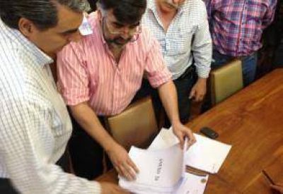 Comisi�n Investigadora: Uno por uno, los 11 cargos contra el Intendente que presentaron los concejales